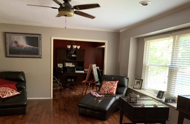 Country Feel minutes from the City!