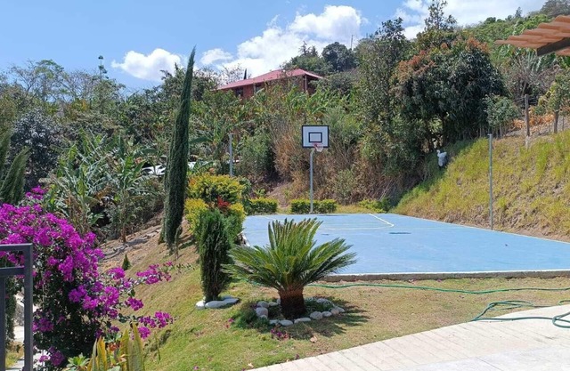 Country house, 10 minutes from Vilcabamba! (The Valley of Longevity)