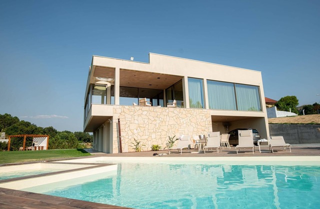 Country House 'Montanha' with Mountain View, Wi-Fi and Air Conditioning