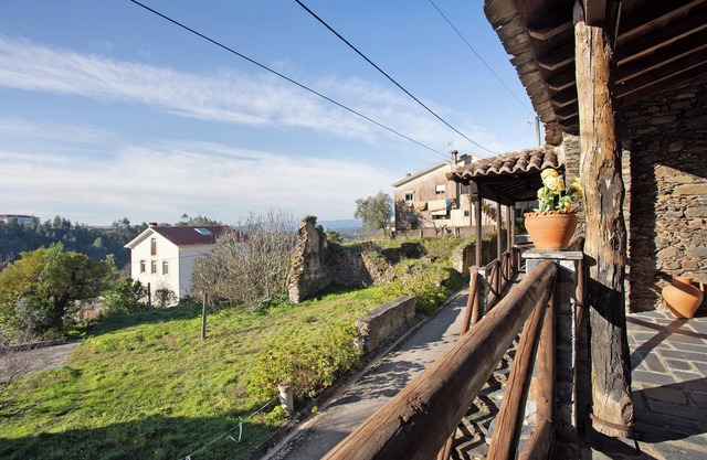 Country House 'Sereno Na Natureza' with Mountain View, Balcony and Wi-Fi