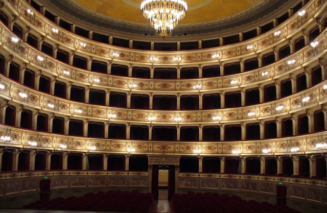 Country House The house of Carla-SWIMMING POOL and WI-FI-MONOLOCALE 3 km from the SEA