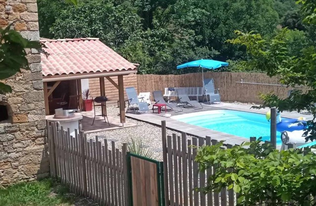 Country house with Grand Parc swimming pool and boulodrome