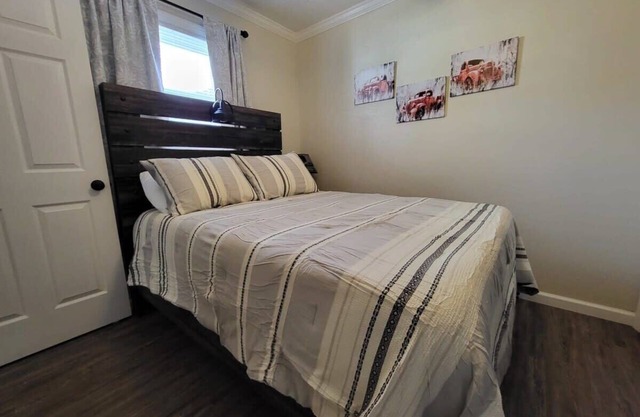 Country Roads 1BR apartment near TTU & downtown