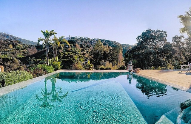 Country Villa In Alhaurin El Grande With Mountain Valley Views & Pool