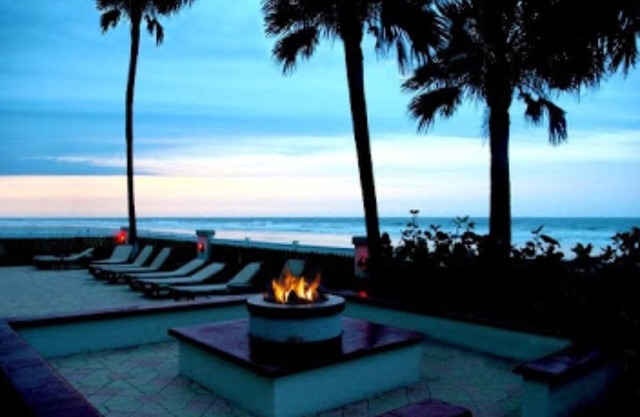 COUPLES RETREAT sunset view Full kitchen & amenities