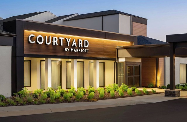 Courtyard by Marriott Minneapolis-St. Paul Airport