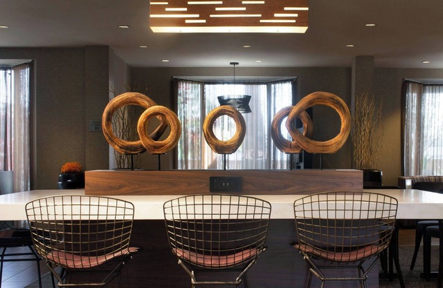 Courtyard by Marriott Oakland Airport