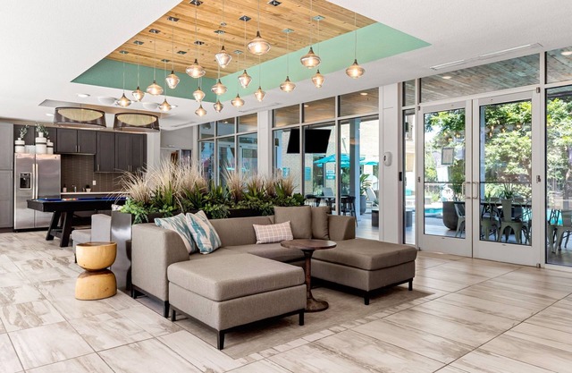 Cozy 1-bedroom apartment in enchanting San Antonio with AC, WiFi, fitness room