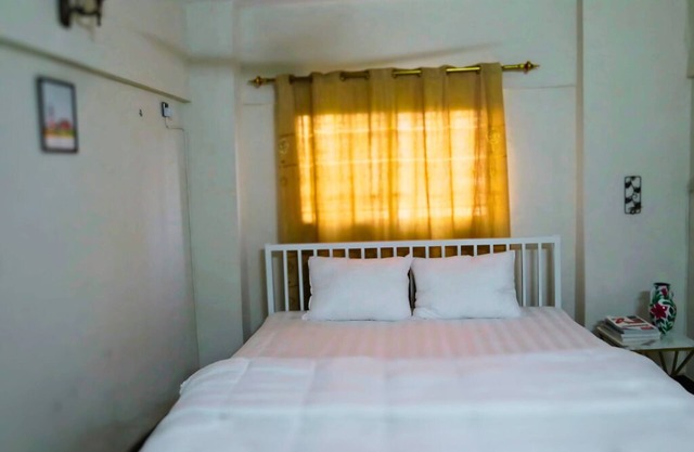 Cozy 1-bedroom apartment in charming Karachi Seaview Clifton