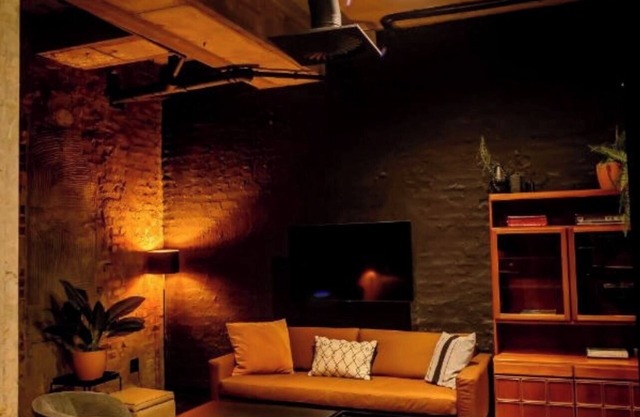 Cozy 1-bedroom apartment with kitchen, gym, rooftop, WiFi in fantastic Sandton