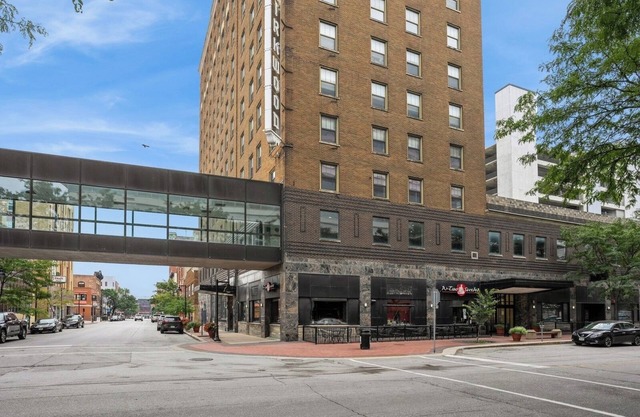 Cozy 1-bedroom condo in the heart of Des Moines