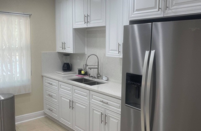Cozy 1-br apartment with WiFi, W/D in beautiful Tampa and perfect for long stays