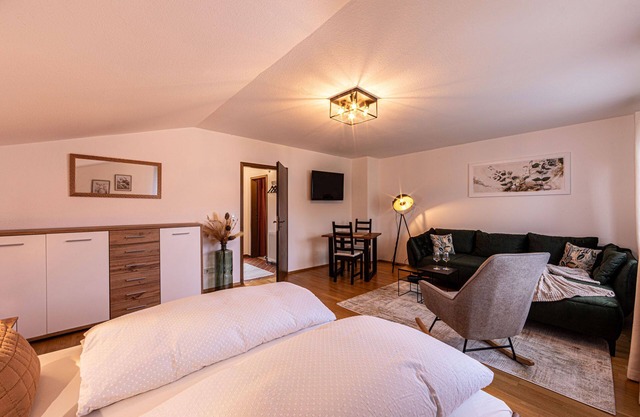 Cozy 1-room apartment in sunny Oberschönau