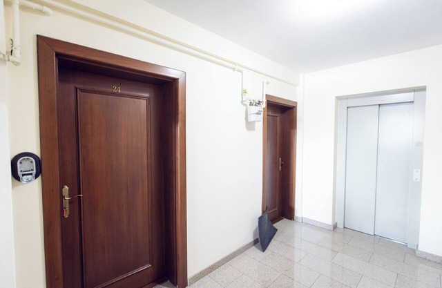 Cozy 2-bedroom apartment in charming Sibiu with WiFi, AC
