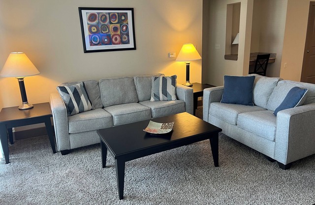 Cozy 2-bedroom apartment in marvelous Mason with fitness room, WiFi.