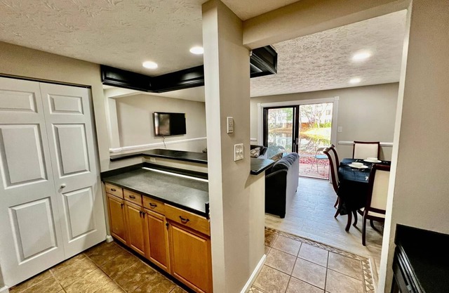 Cozy 2 Bedroom in Alexandria, VA