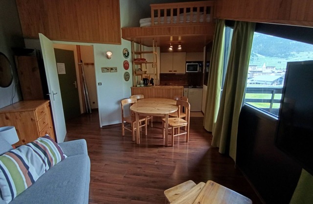 Cozy 2-room ski-in/ski-out condo - 5 people - Stunning views