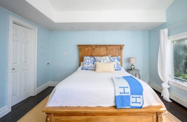 Cozy 2BR Apt w/Dedicated Home Office & Restoration Hardware Furnishing