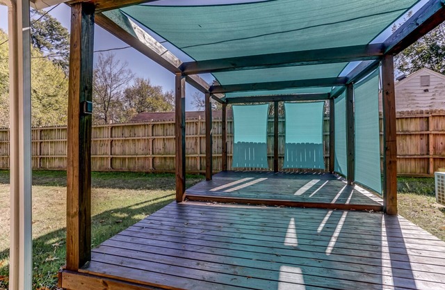 Cozy 3/2 Pet-Friendly Home Near the University of Memphis