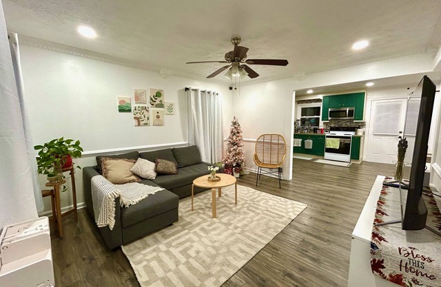 Cozy 3-Bedroom Home w/Covered Deck. Pet-Friendly!