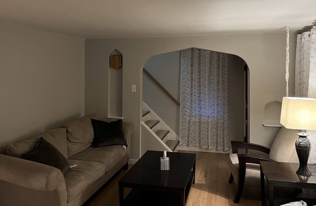 Cozy 3 bedroom home in a family friendly neighborhood