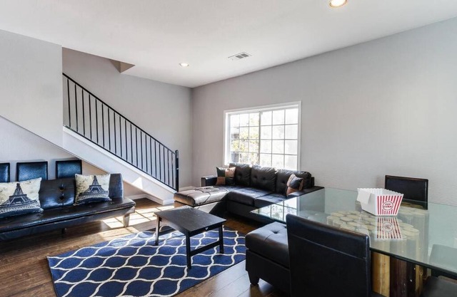 Cozy 3 bedroom San Fernando Valley