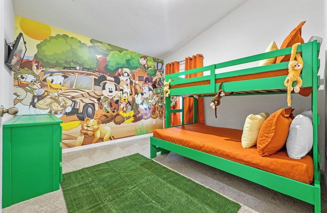 Cozy 4BR Home Near Disney | Private Pool for the Perfect Escape