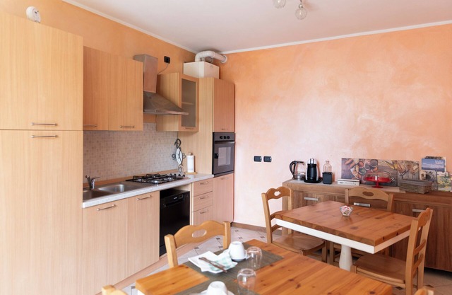 Cozy and comfortable apartment within walking distance of the center of Roncola