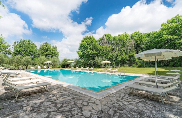 Cozy apartment in San Donato in P. FI