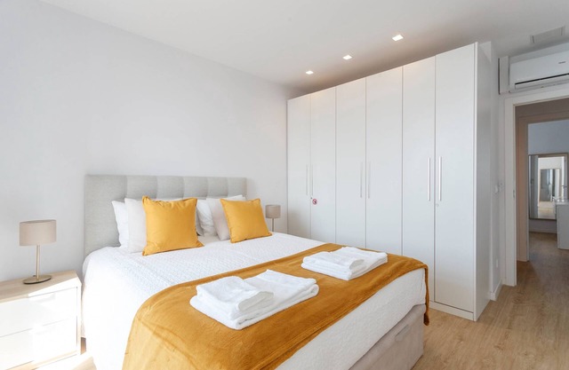 Cozy Apartment for Family and Group of Friends