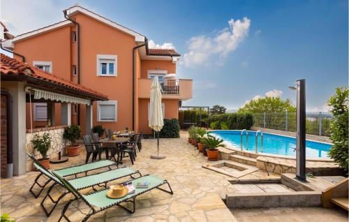 Cozy Apartment In Sveti Vid-Miholjice