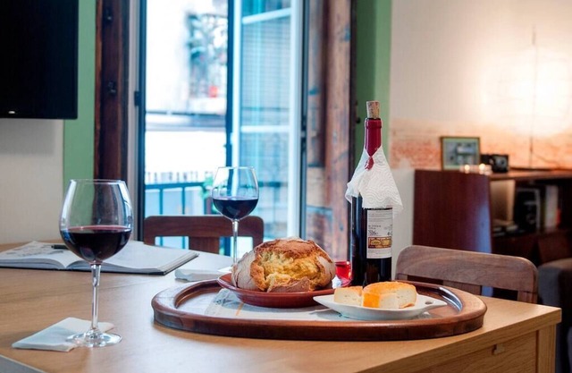 Cozy Apartment in Historical Lisbon by COZYSTAYS 2/5