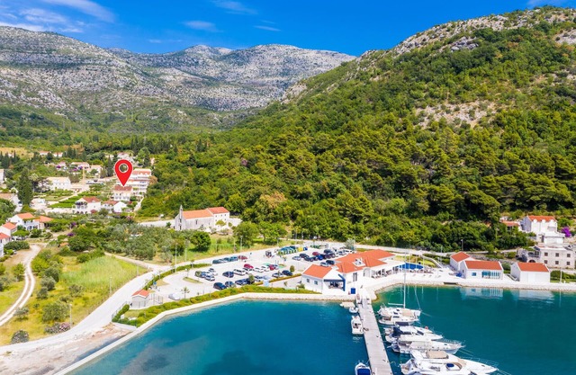 Cozy apartment in Slano with kitchen