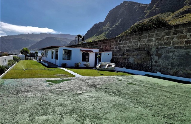 Cozy apartment to relax and unwind!