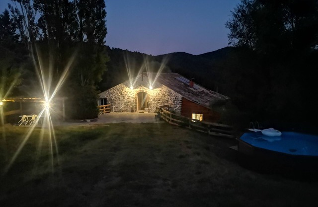 Cozy Barn Retreat in La Penne