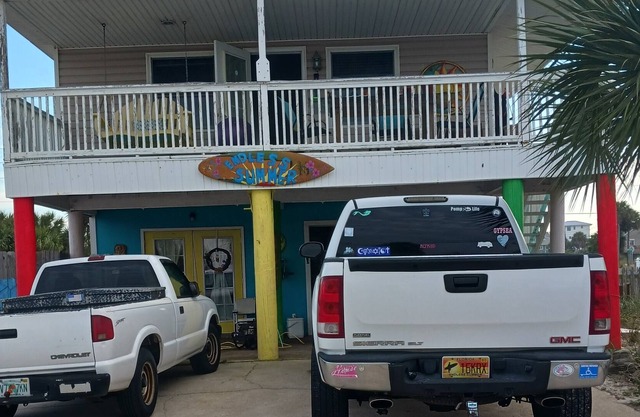 Cozy Beach Apartment on Beautiful Pensacola Beach, FL