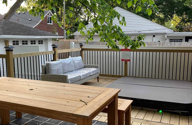 Cozy, Beautiful Birmingham 4BR/2BA Getaway!