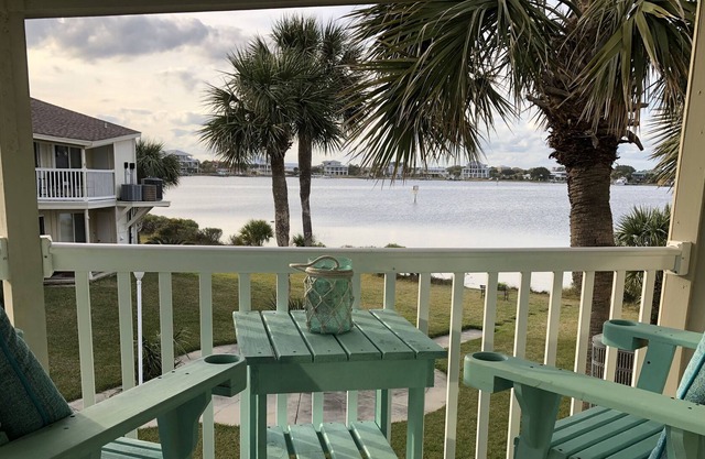 Cozy, beautiful condo on Pensacola Beach with water views of Villa Sabine