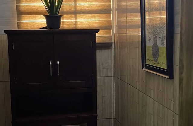 Cozy Bricks Apartment