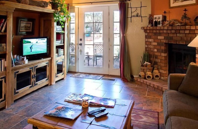 Cozy Cactus Resort .sorta kinda