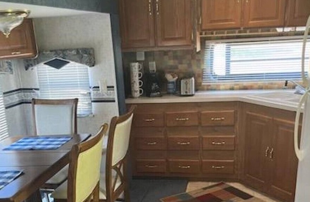 Cozy camper, pet friendly close to Frankfort, MI. Near several lakes and rivers.