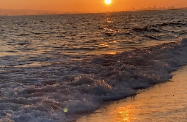 Cozy, Comfortable, Classy condo Sunset Beach/Huntington Beach 5-min walk to sand