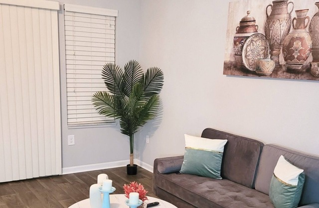 Cozy & Comfy Lakeview 1BD in Central Orlando