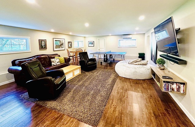 Cozy Converted Barn near Butchart Gardens