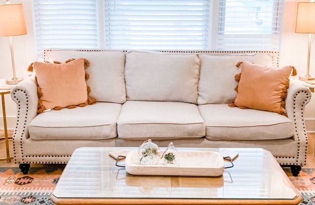 Cozy Cottage in historic 5 points-just minutes from town center!