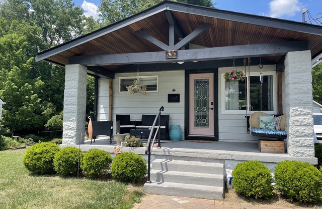 Cozy Cottage in Loveland
