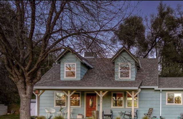 Cozy Cottage on the Countryside