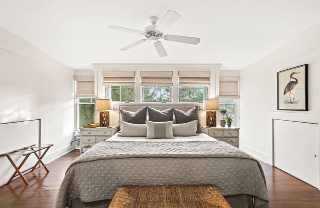 Cozy Cottage with Porches for Lounging/Grilling! Close to Beach & Beach Club!