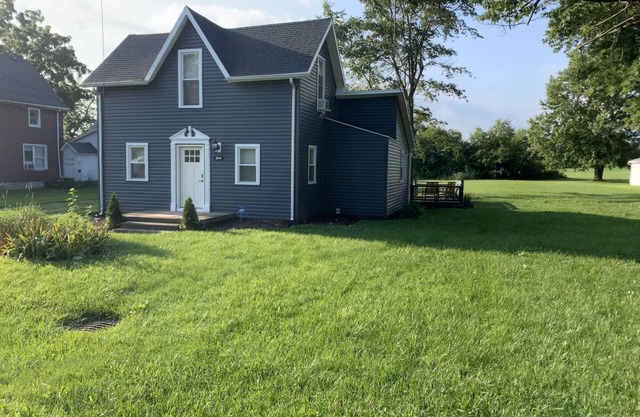 Cozy Country Cottage - Renovated Home Near London