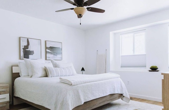 Cozy Duplex, Speedy WiFi, Modern Kitchen